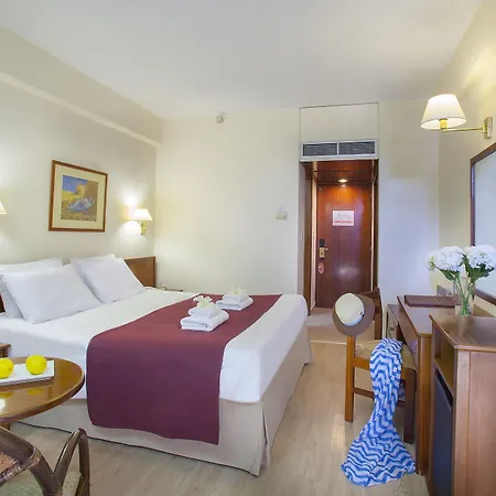 Odysseia Kapetanios 4* Limassol